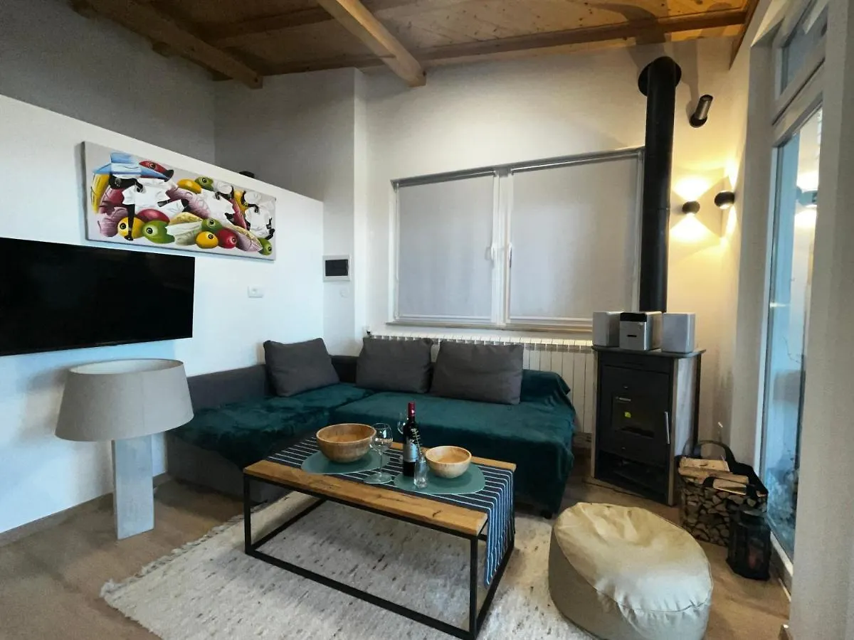 Apartments Beachfront Spina Pelegrin
