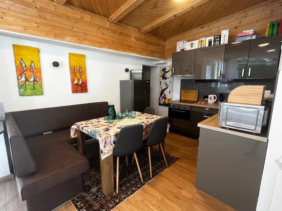 Apartments Beachfront Spina Pelegrin